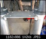 Klicke auf die Grafik für eine größere Ansicht
Name: Schutzblechhalterung.jpg
Hits: 4973
Größe: 101,6 KB
ID: 9797